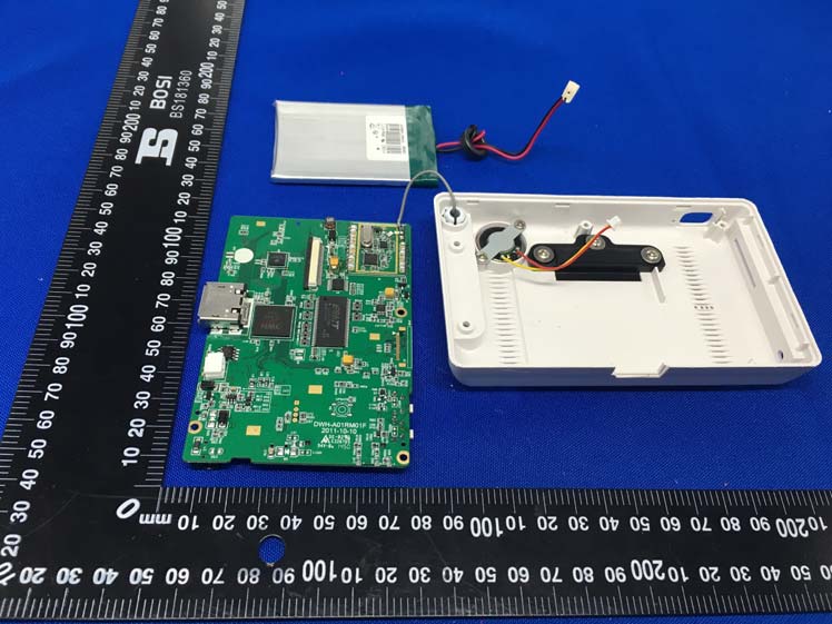 FCC ID 2ACMYAWS22R Internal Photos