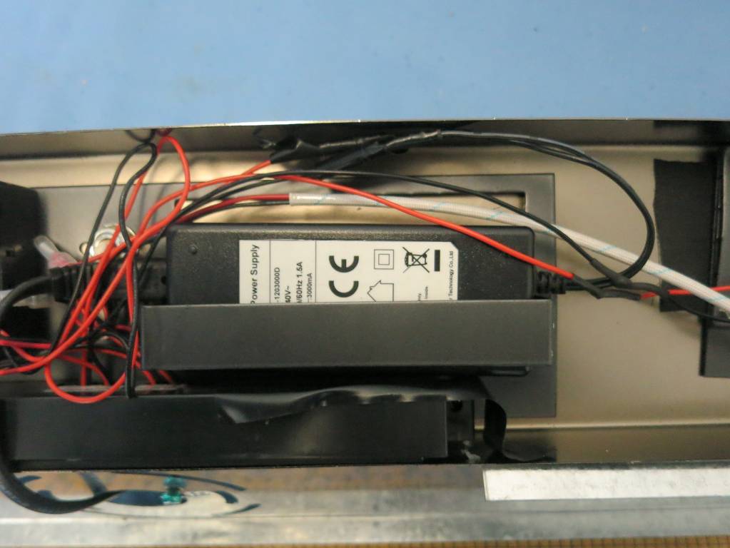 FCC ID 2ACN4VANITY2 Internal Photos