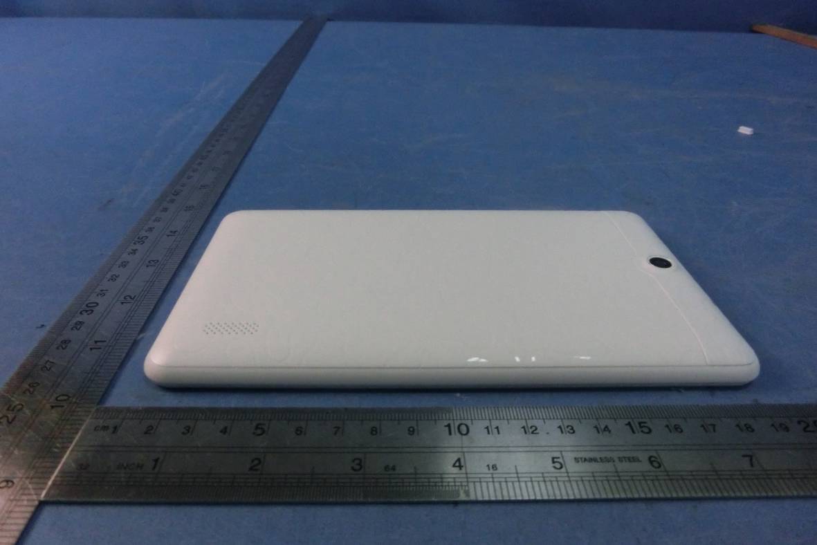 FCC ID 2ACPR-W7421 External Photos