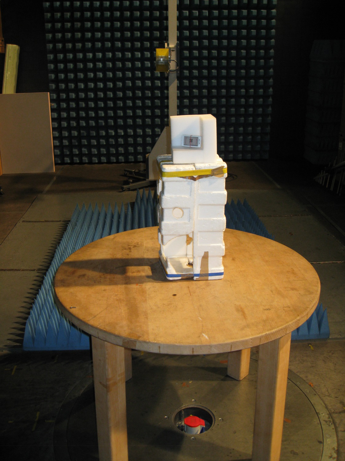 FCC ID 2ACQM-E00006 Test Setup Photos