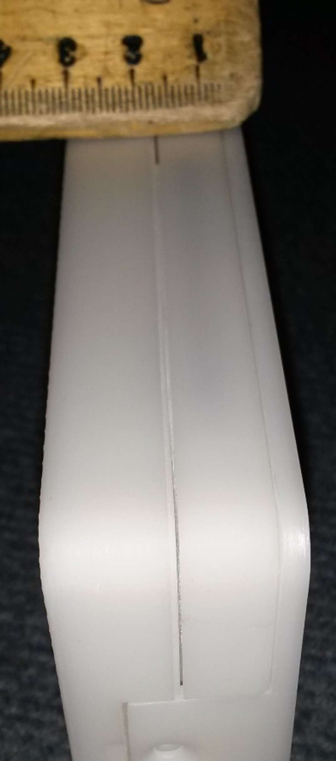 FCC ID 2ACQREMBE01 External Photos