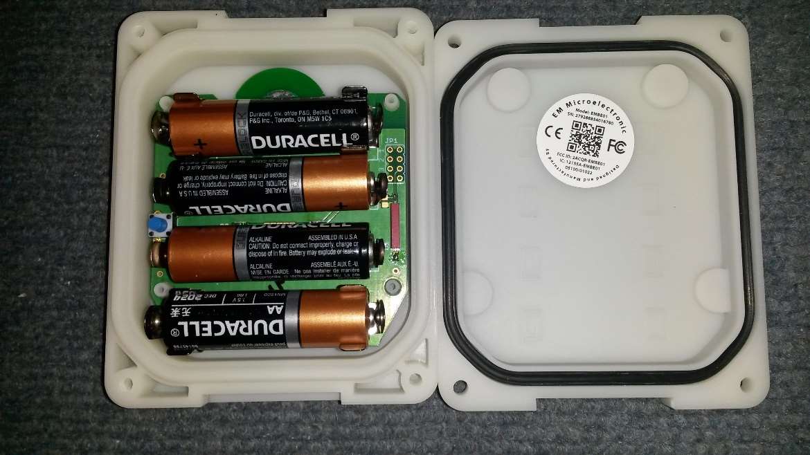 FCC ID 2ACQREMBE01 ID Label Location Info