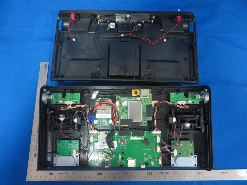 FCC ID 2ACS5-ST16P Internal Photos