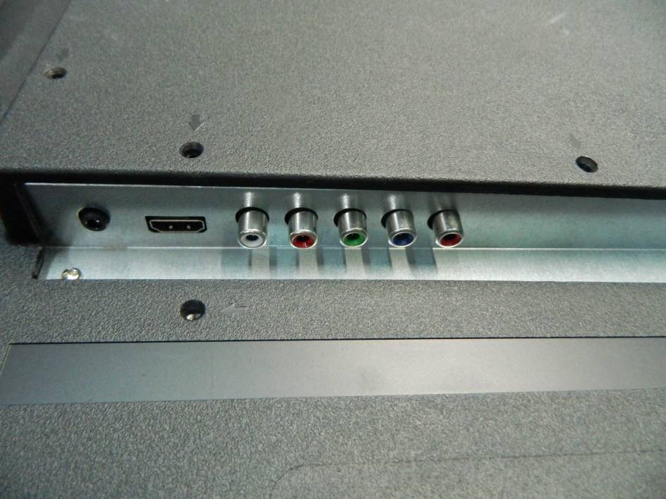 FCC ID 2ACWISE65UPC4T External Photos