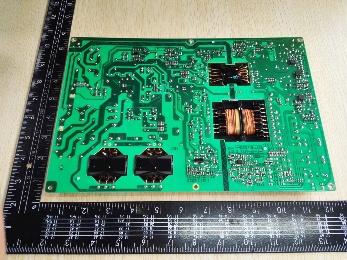 FCC ID 2ACWISE65UPC4T Internal Photos