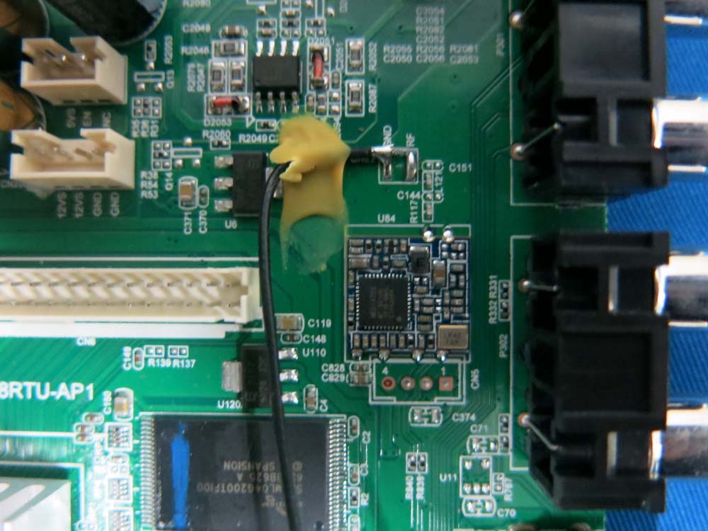 FCC ID 2ACWIWD42FB268 Internal Photos