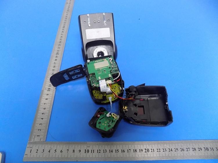 FCC ID 2ACYPYN685 Internal Photos