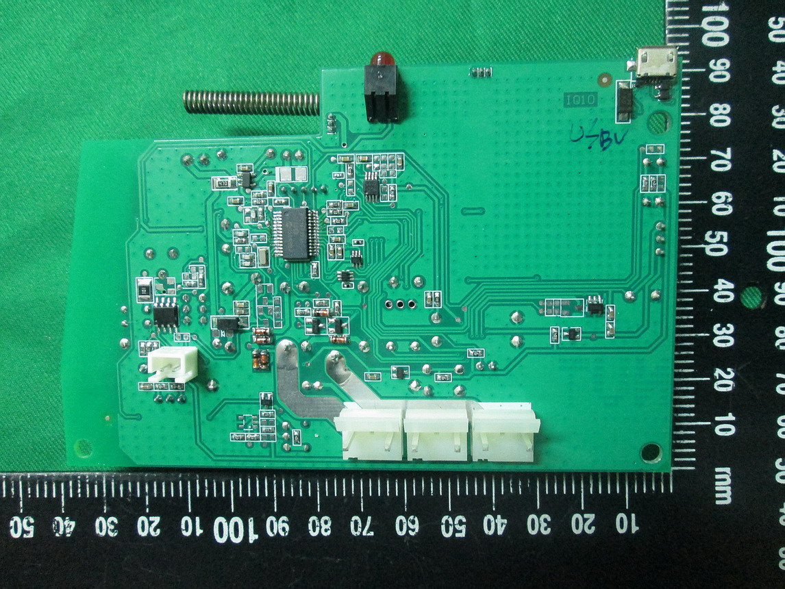 FCC ID 2AD4D-VC100 Internal Photos