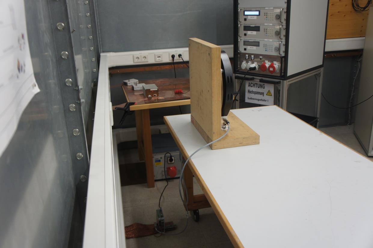 FCC ID 2ADAT-T40S7TOS9 Test Setup Photos