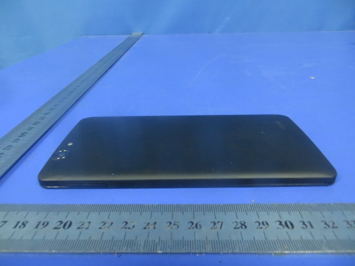 FCC ID 2ADE2W600 External Photos