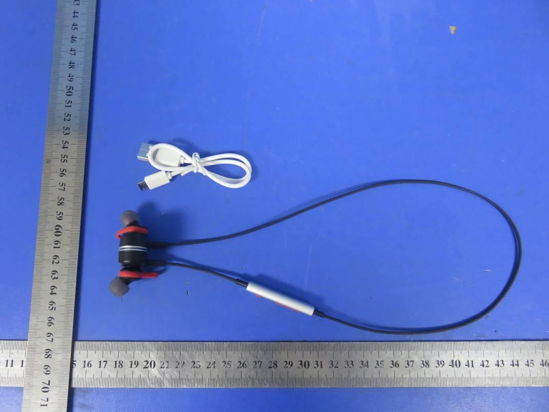 FCC ID 2ADE4-TS01 External Photos