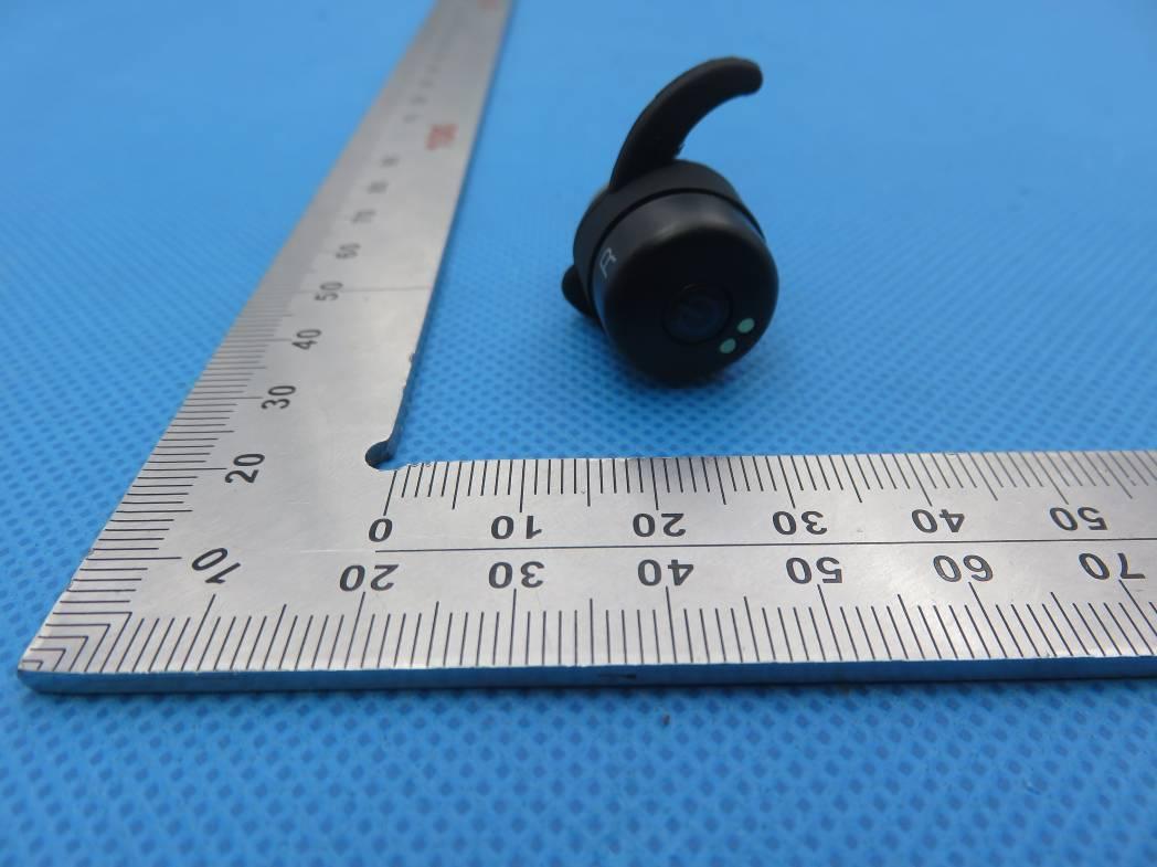 FCC ID 2ADE4-W302 External Photos