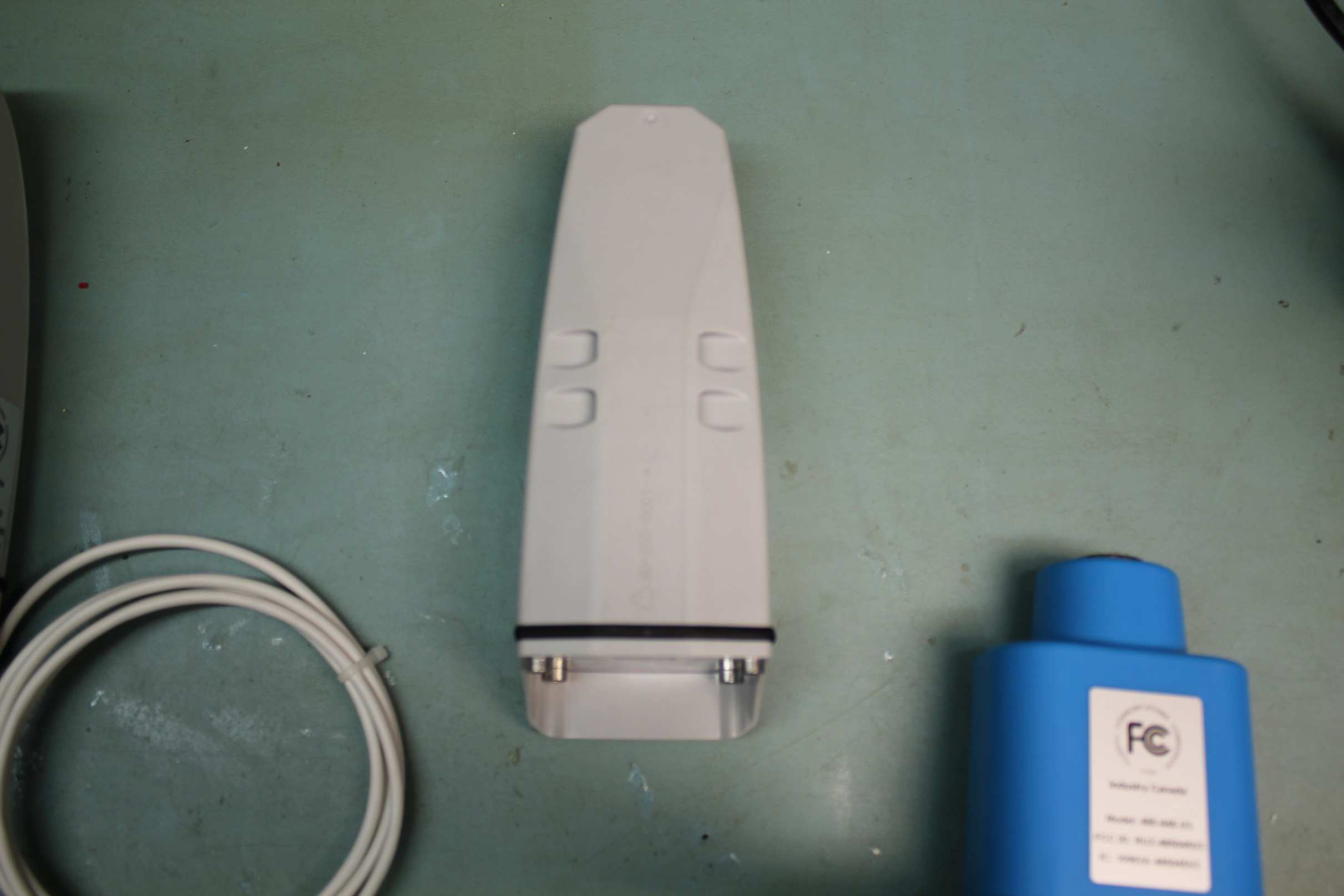 FCC ID 2ADGA-WT4100 External Photos