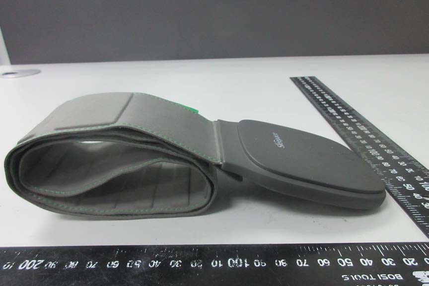 FCC ID 2ADIOZ200 External Photos