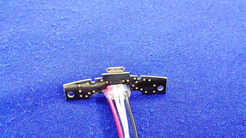 FCC ID 2ADM5-SP2 External Photos