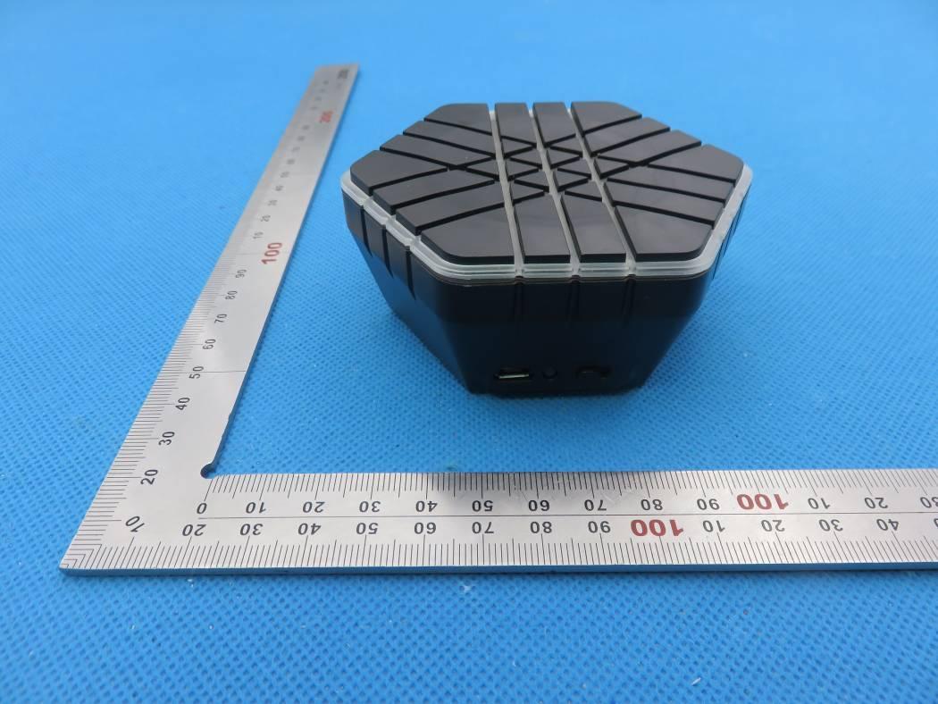 FCC ID 2ADM5-V137BT External Photos