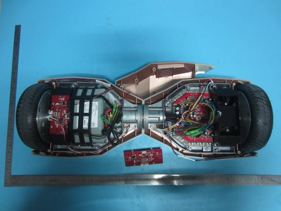 FCC ID 2ADW6-KSS3 Internal Photos