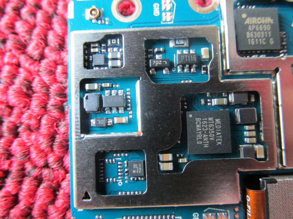 FCC ID 2ADYY-W4 Internal Photos