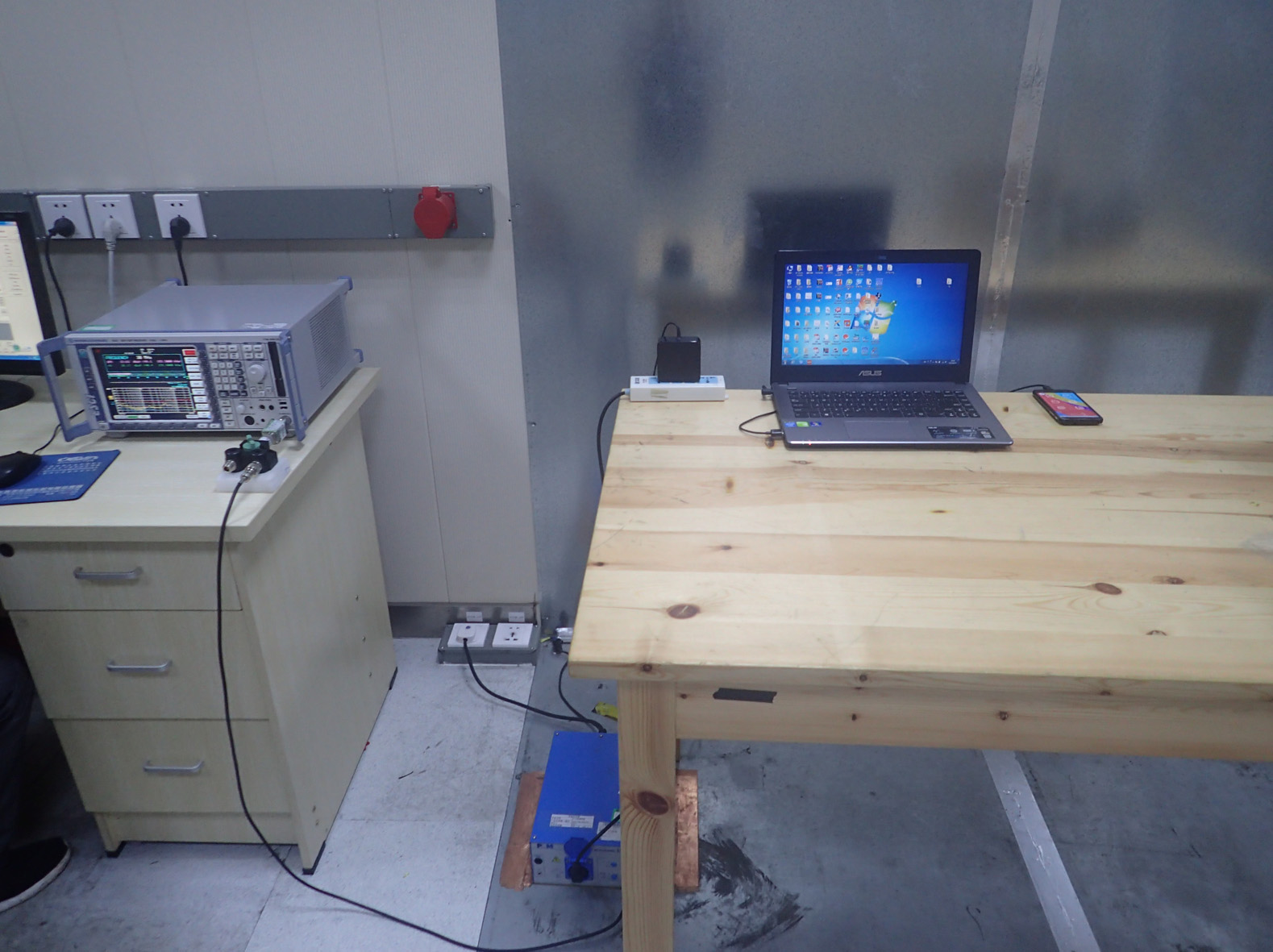FCC ID 2AE56A6 Test Setup Photos