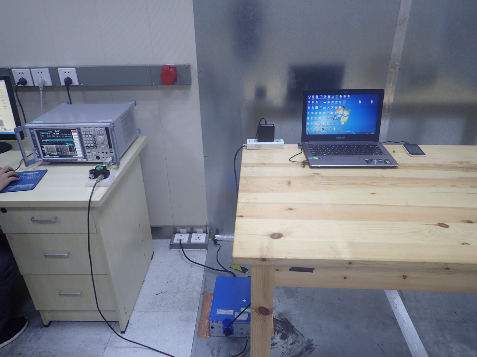 FCC ID 2AE56K1 Test Setup Photos