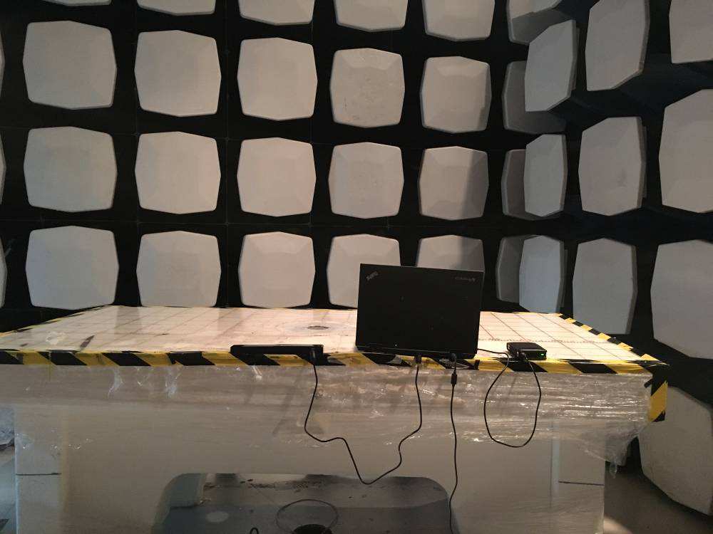 FCC ID 2AEBDW4R Test Setup Photos