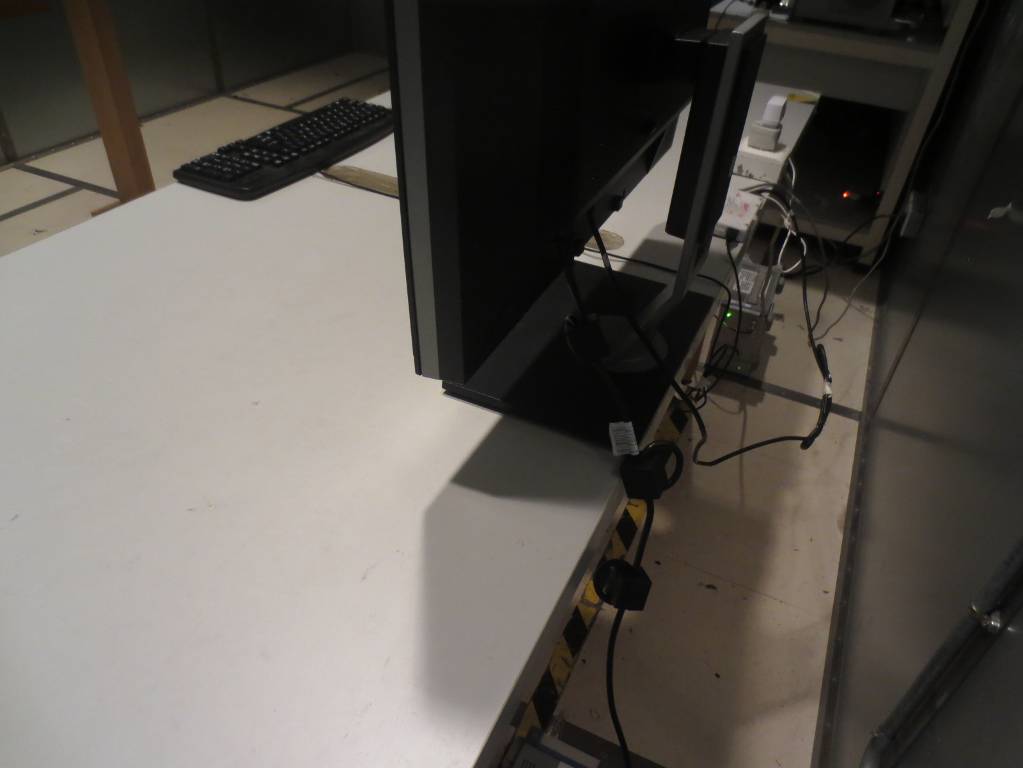 FCC ID 2AEIO10 Test Setup Photos