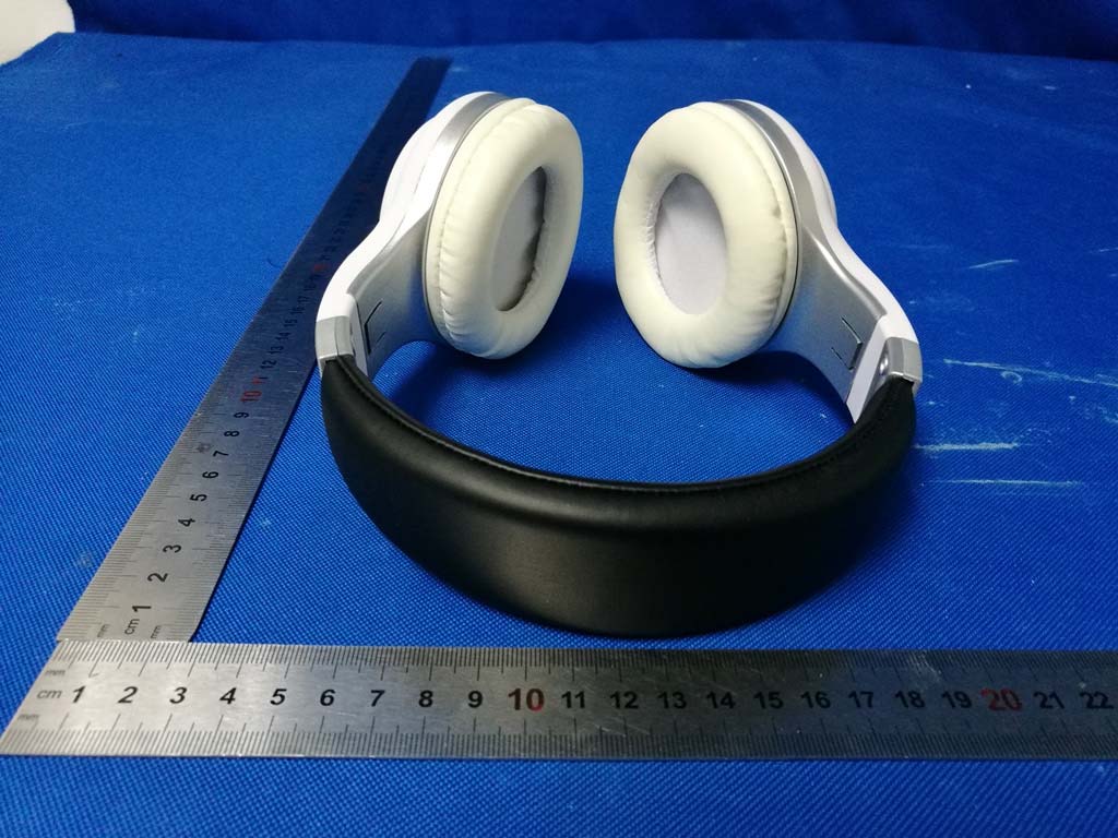 FCC ID 2AEPRSW-B37 External Photos