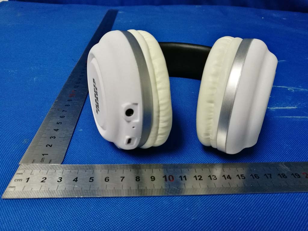 FCC ID 2AEPRSW-B37 External Photos