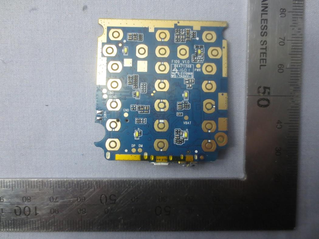 FCC ID 2AEXB-PIXEL Internal Photos