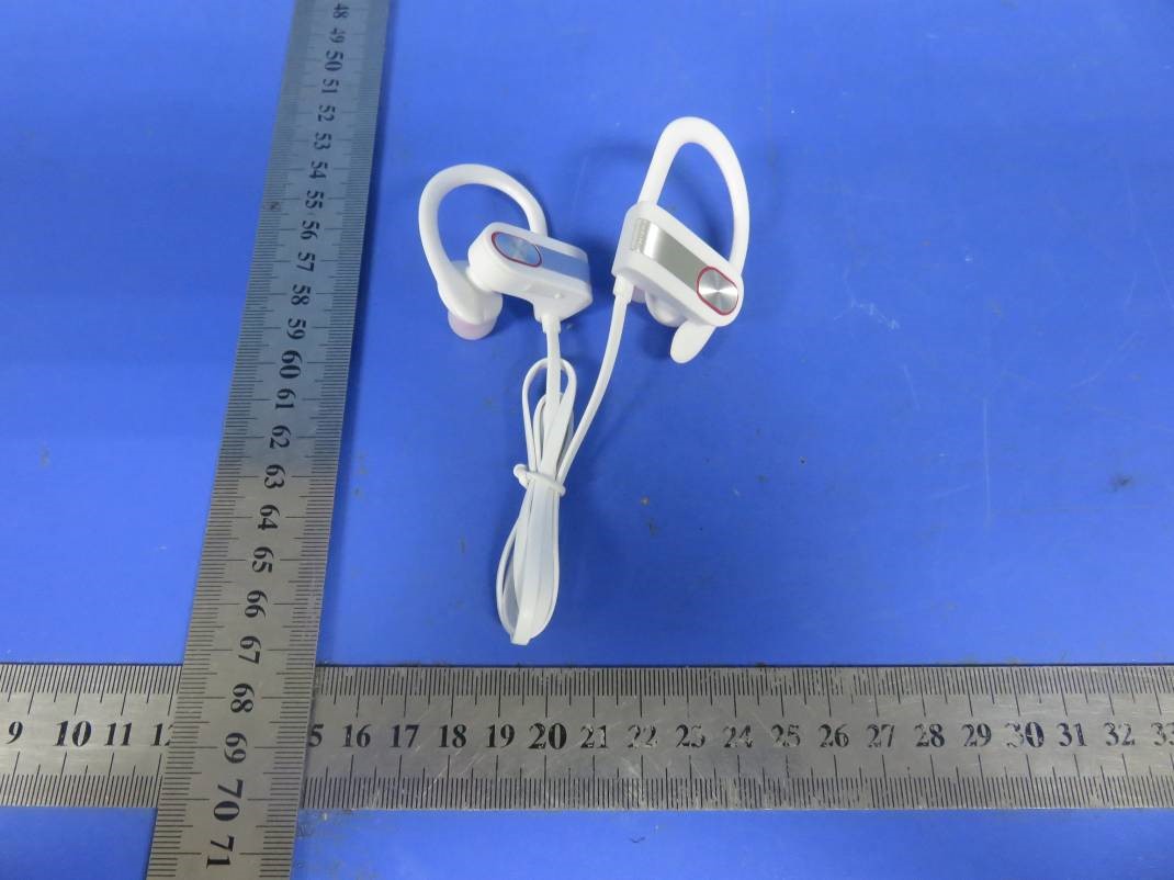 FCC ID 2AF2GLEB55 External Photos