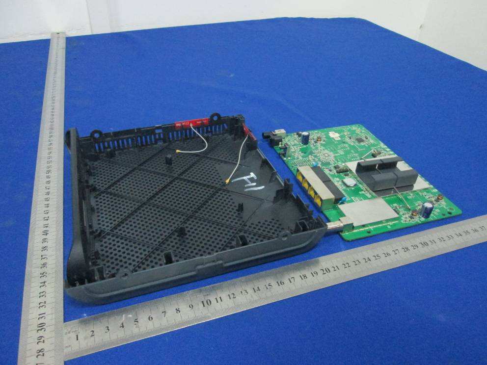 FCC ID 2AF5PMG7310 Internal Photos