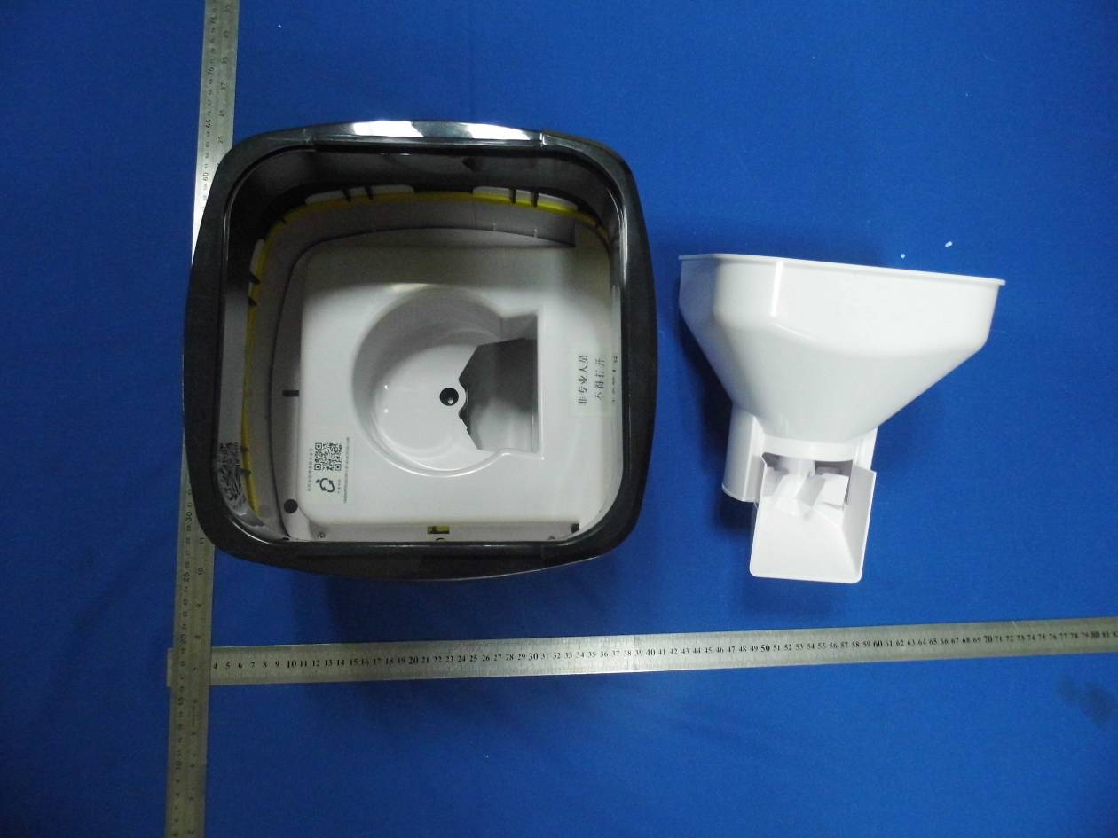 FCC ID 2AF68WSQ Internal Photos