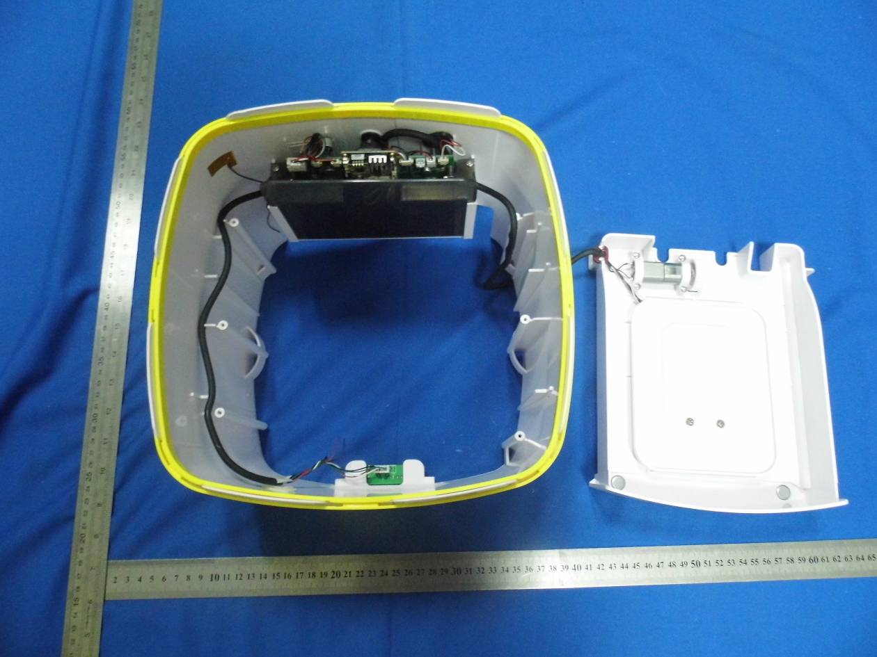 FCC ID 2AF68WSQ Internal Photos