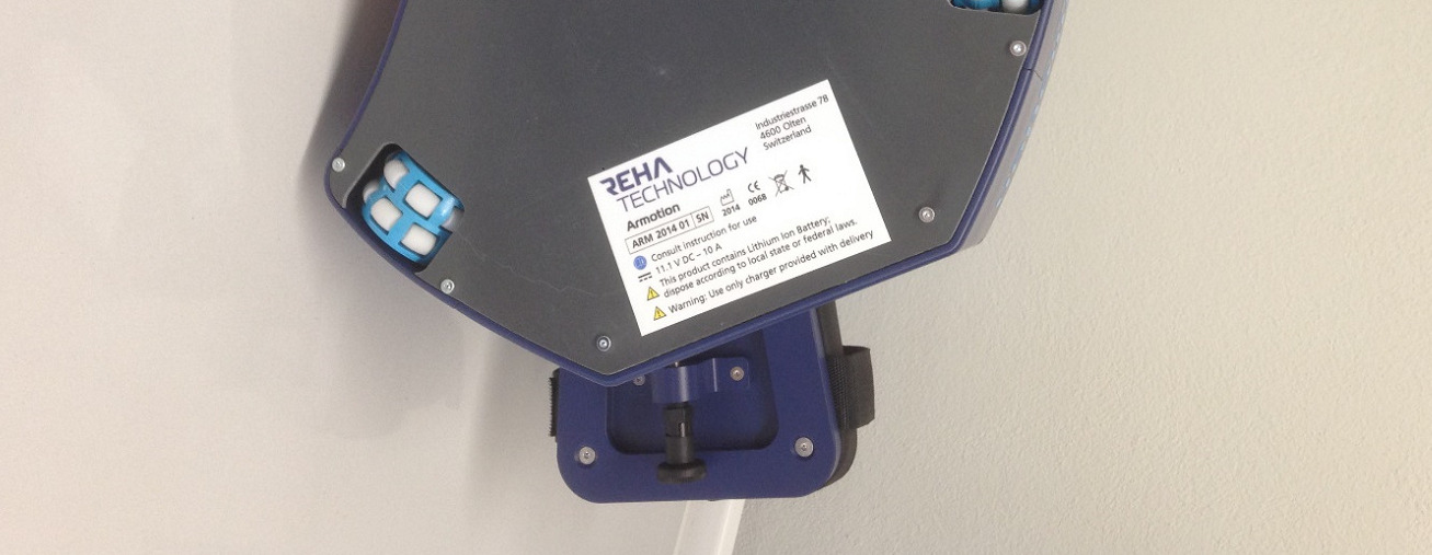 FCC ID 2AF6XRTAM1000 External Photos