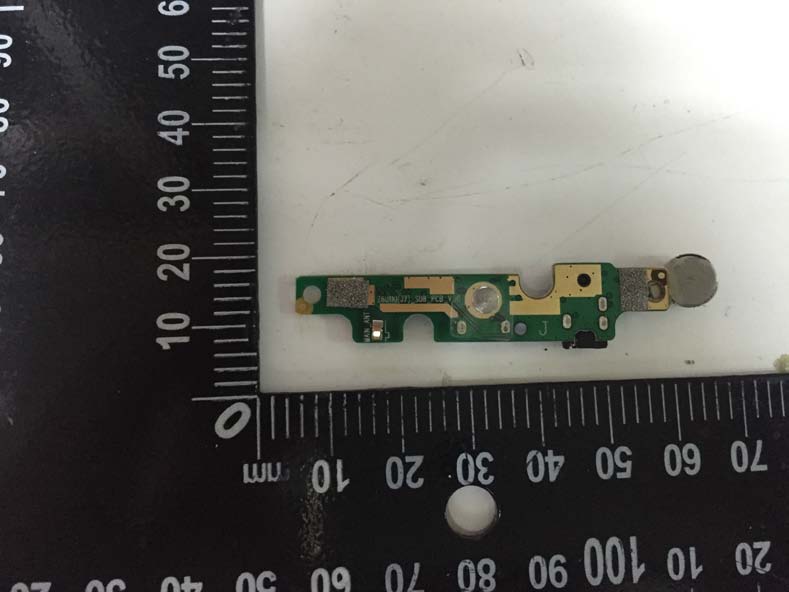 FCC ID 2AFAPET Internal Photos