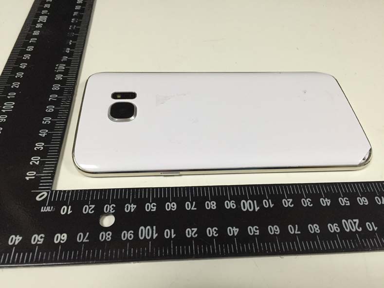 FCC ID 2AFAPFK External Photos