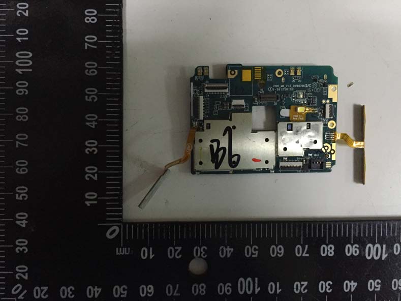 FCC ID 2AFAPFK Internal Photos