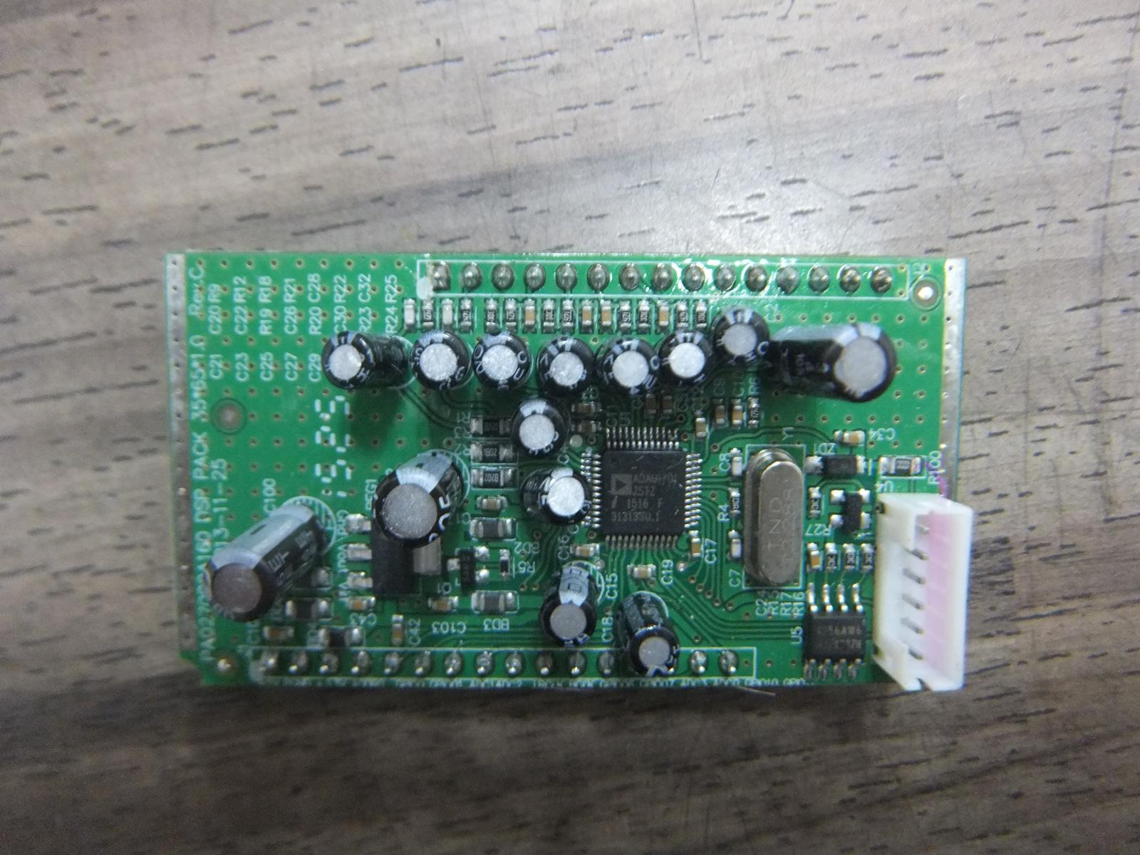 FCC ID 2AFF6-MAUI5 Internal Photos