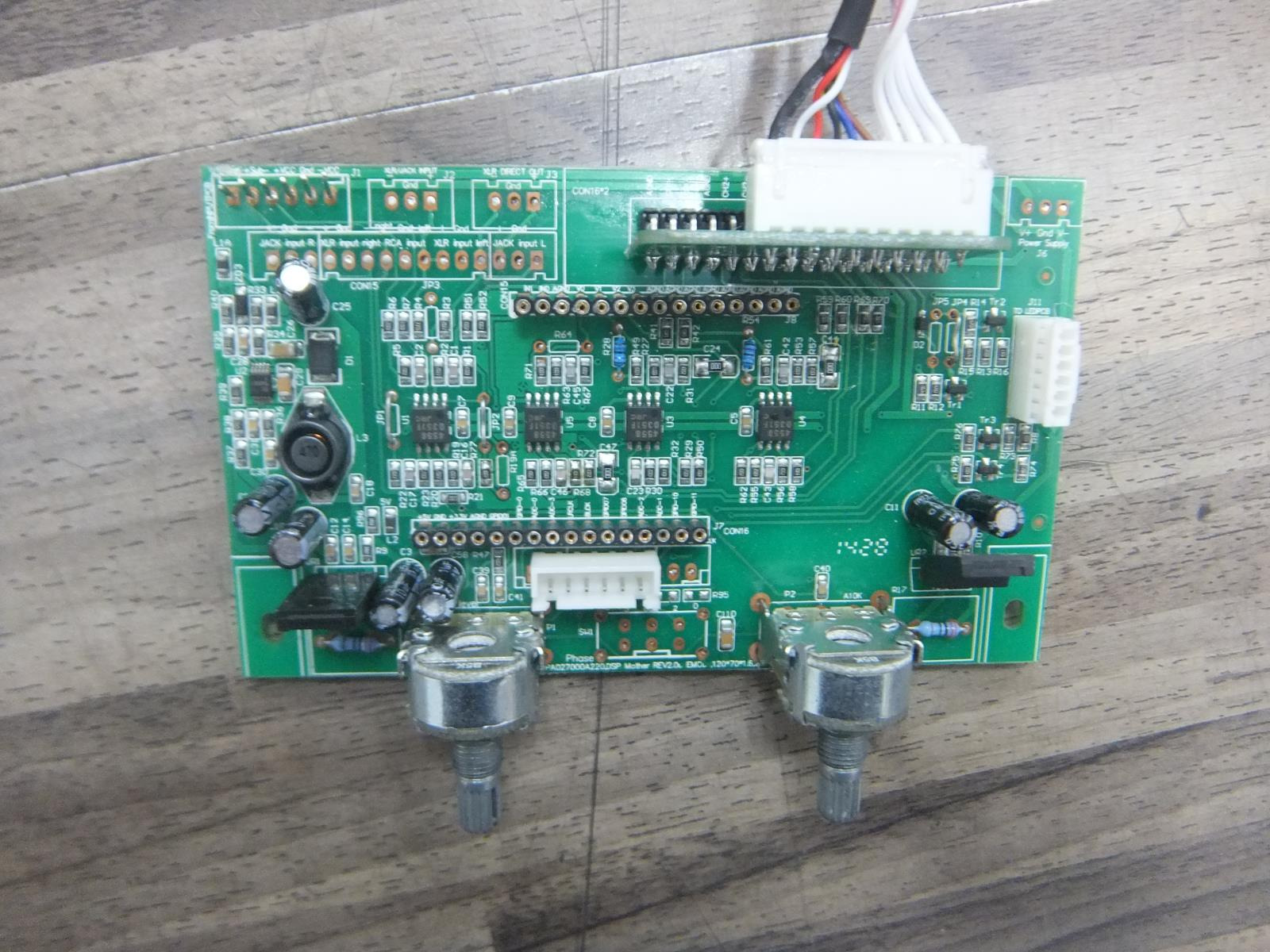 FCC ID 2AFF6-MAUI5 Internal Photos
