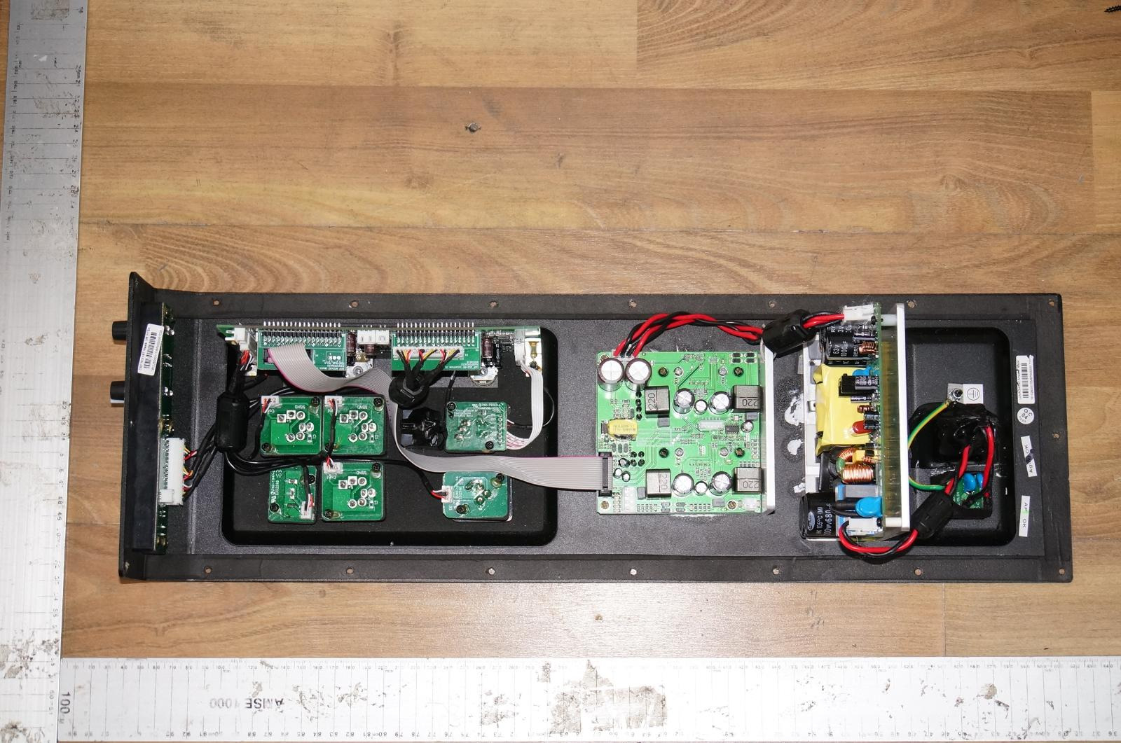 FCC ID 2AFF62G11IUAM Internal Photos