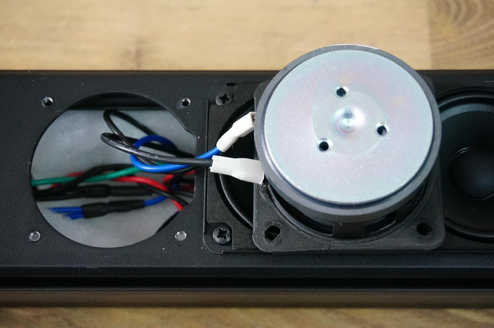 FCC ID 2AFF62G11IUAM Internal Photos