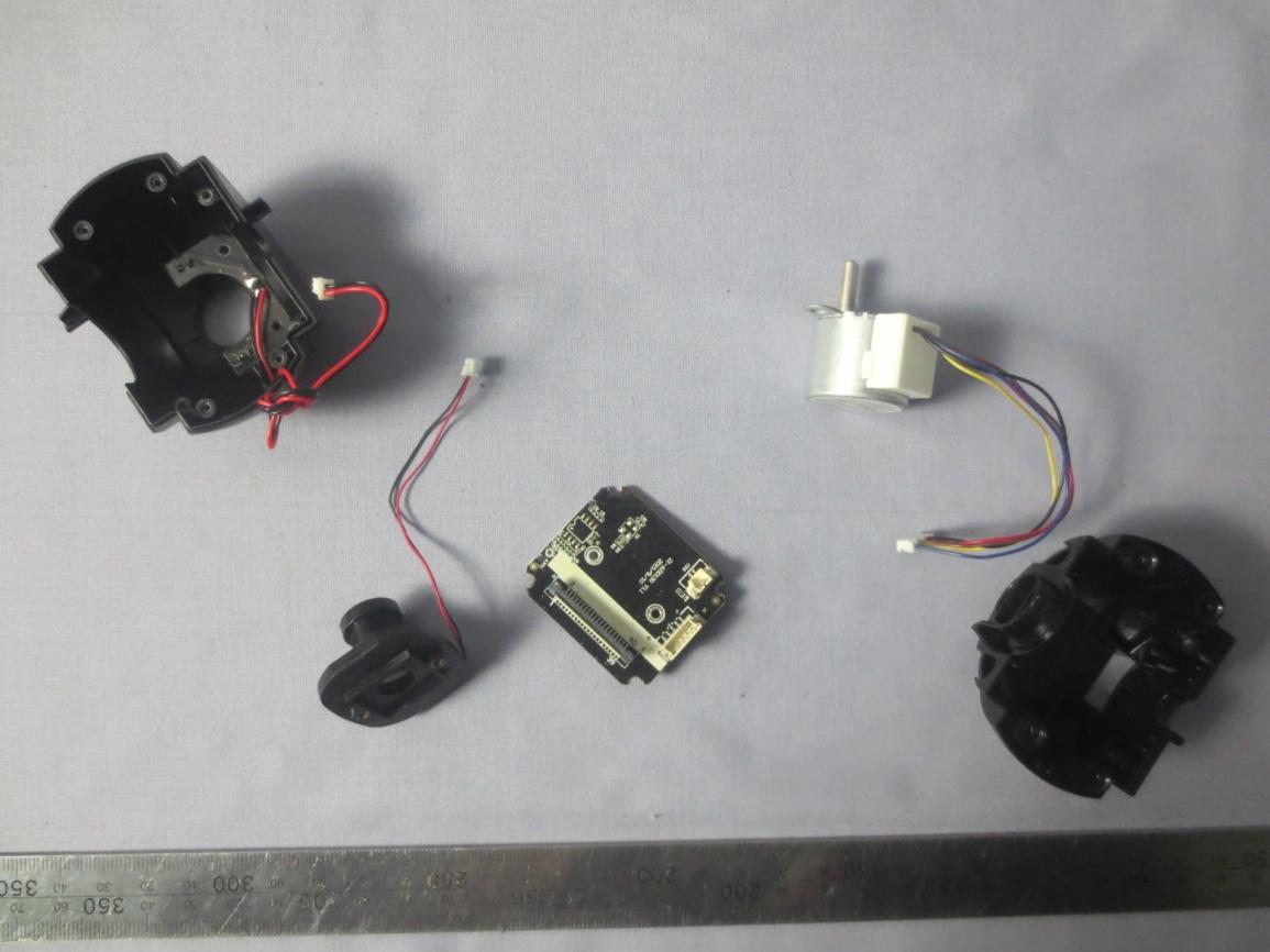 FCC ID 2AFG2-P1 Internal Photos