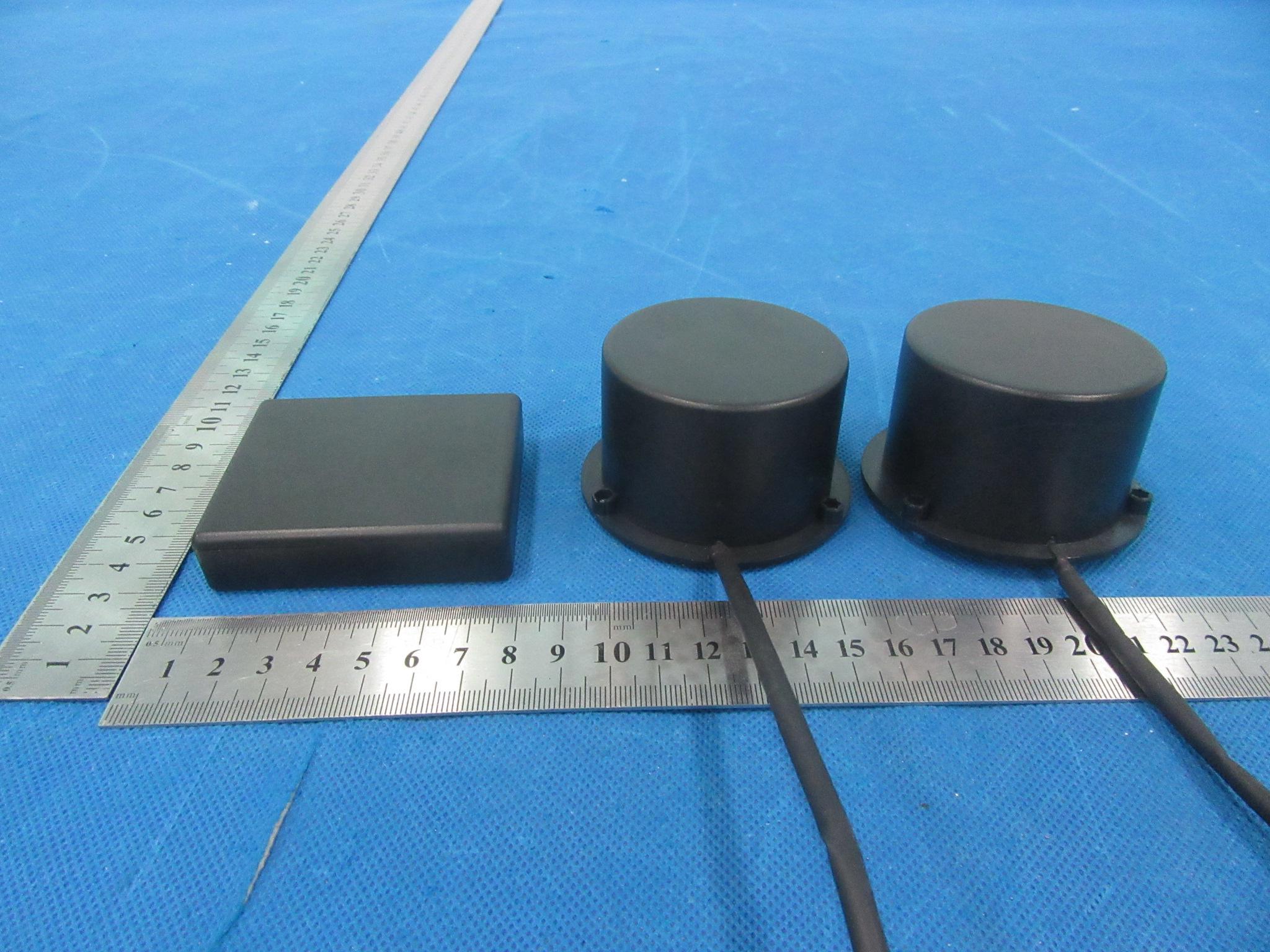 FCC ID 2AFGK-TITAN External Photos
