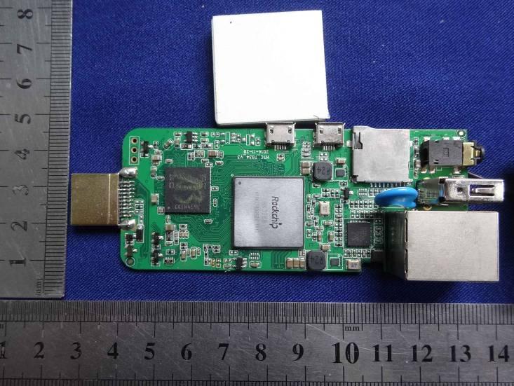 FCC ID 2AFIA-MINIBOX Internal Photos