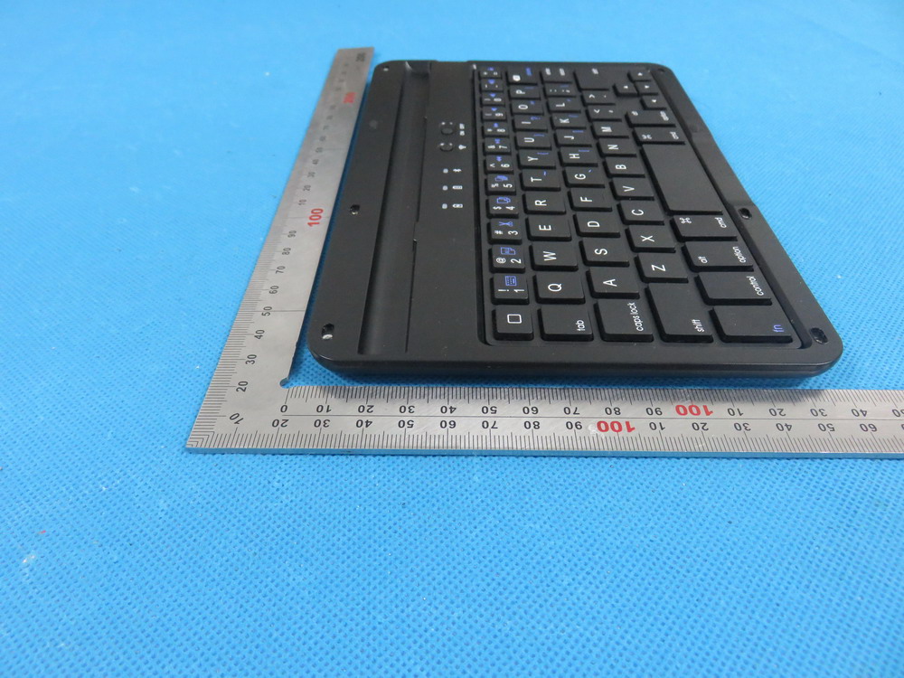FCC ID 2AFKNKIPM4W External Photos