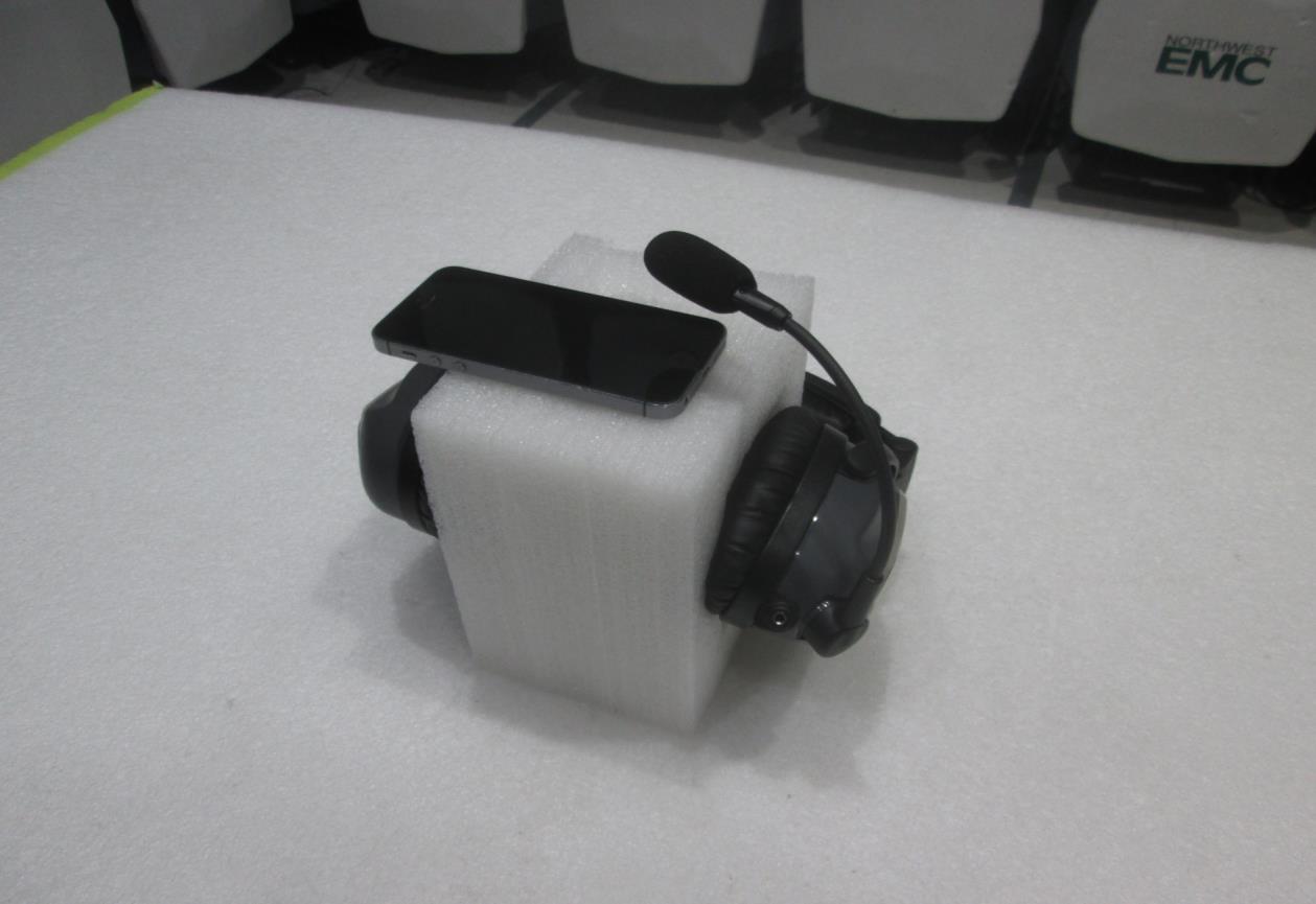 FCC ID 2AFOMT0102 Test Setup Photos
