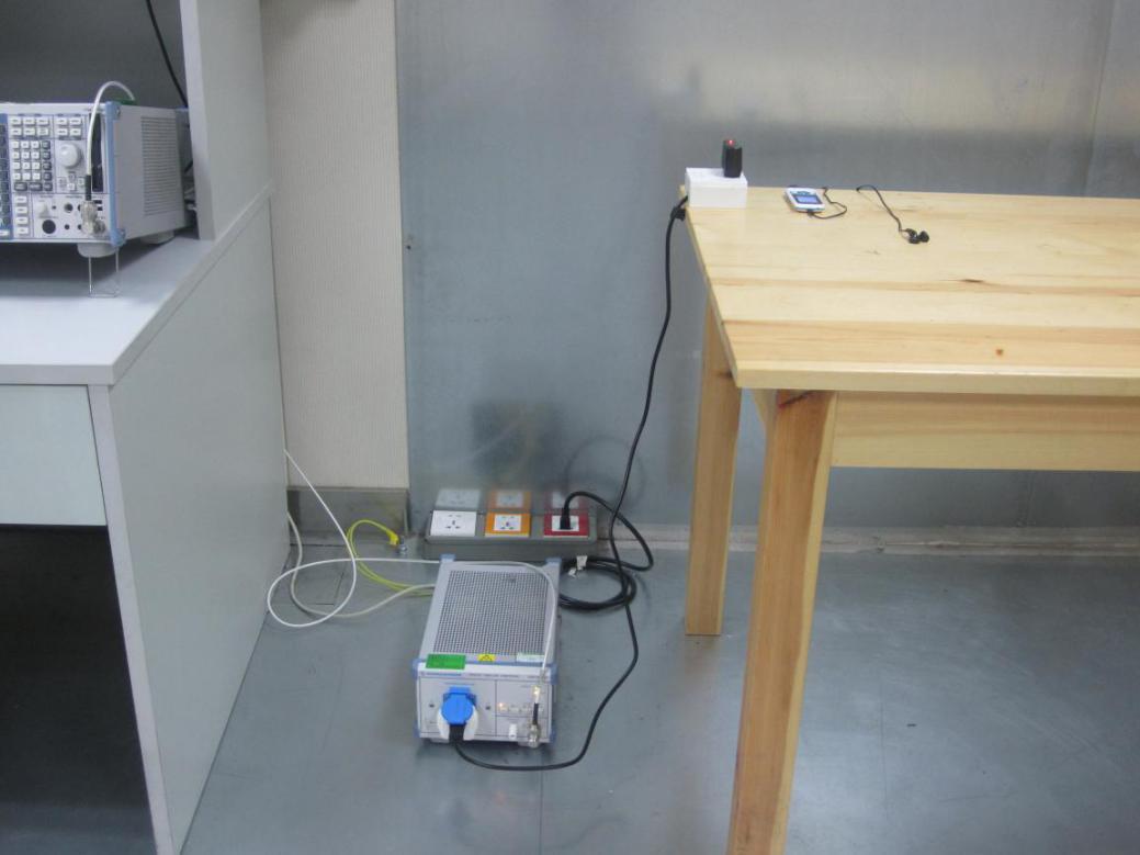 FCC ID 2AFP4QB1801 Test Setup Photos