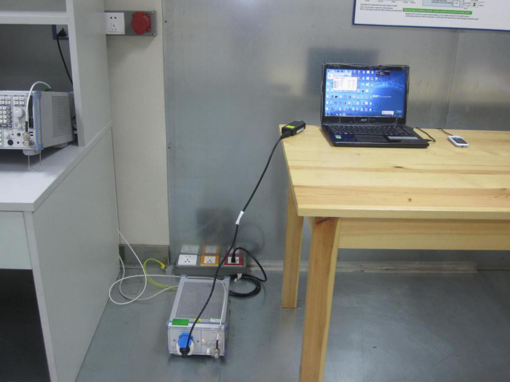 FCC ID 2AFP4QB1801 Test Setup Photos
