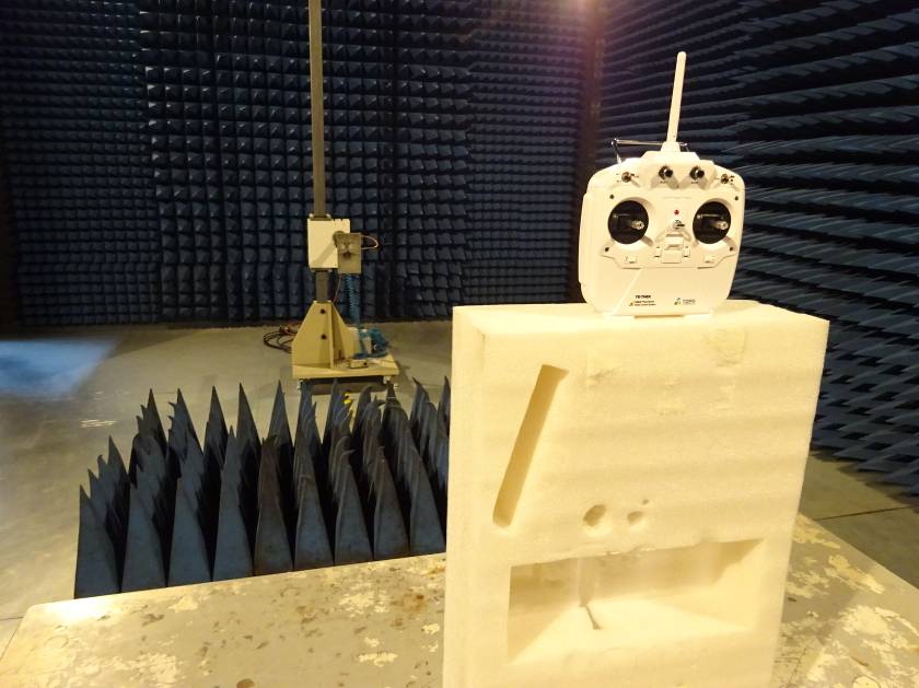 FCC ID 2AFQI-TOPEUAV2015 Test Setup Photos