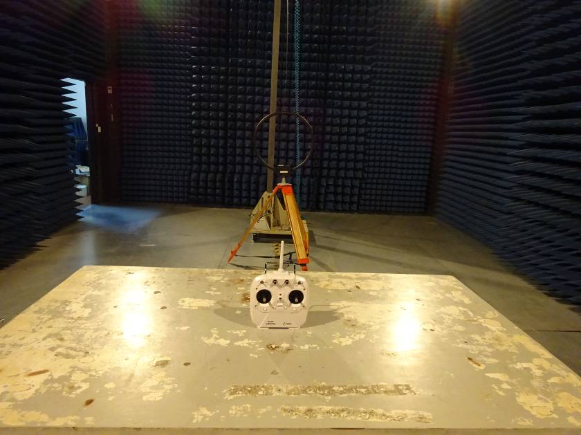FCC ID 2AFQI-TOPEUAV2015 Test Setup Photos